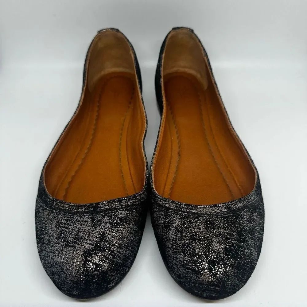 Frye Carson Flats - Picture 2 of 9